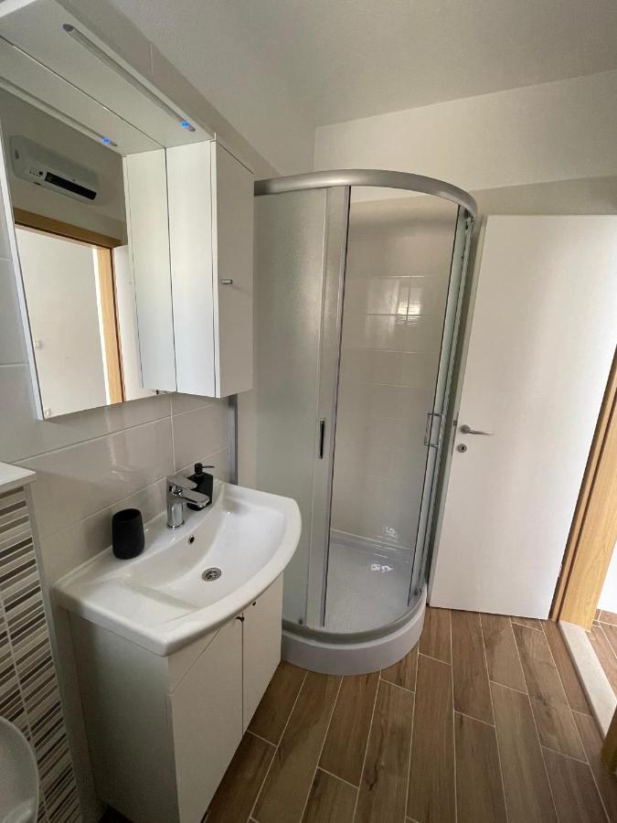 Apartman Solin 2, Parking Daire Dış mekan fotoğraf