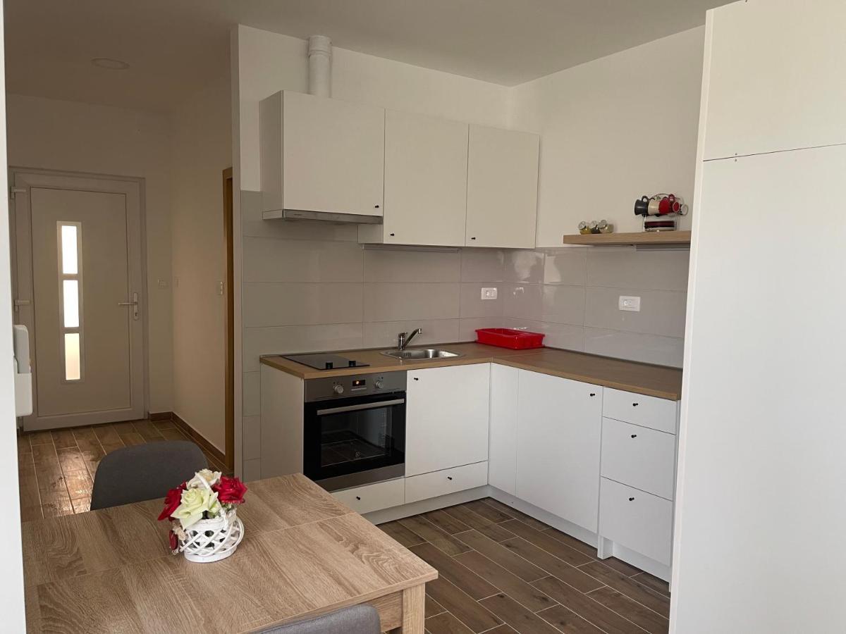 Apartman Solin 2, Parking Daire Dış mekan fotoğraf